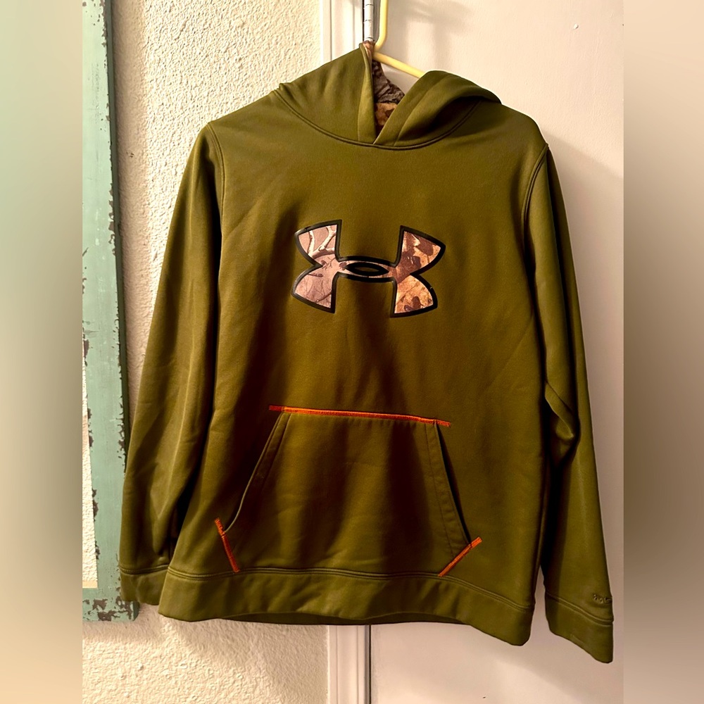 Youth XL Green/Camo Under Armour Hoodie